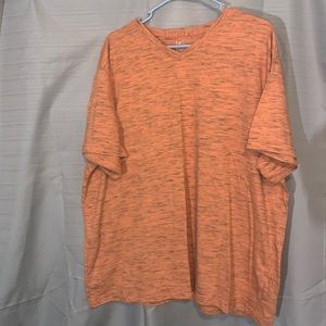 ✔️Men’s George vneck tshirt